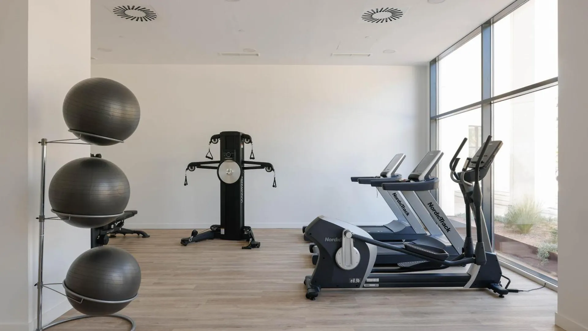 Urban Sky Serviced Apartments By P&O 26H Malaga
