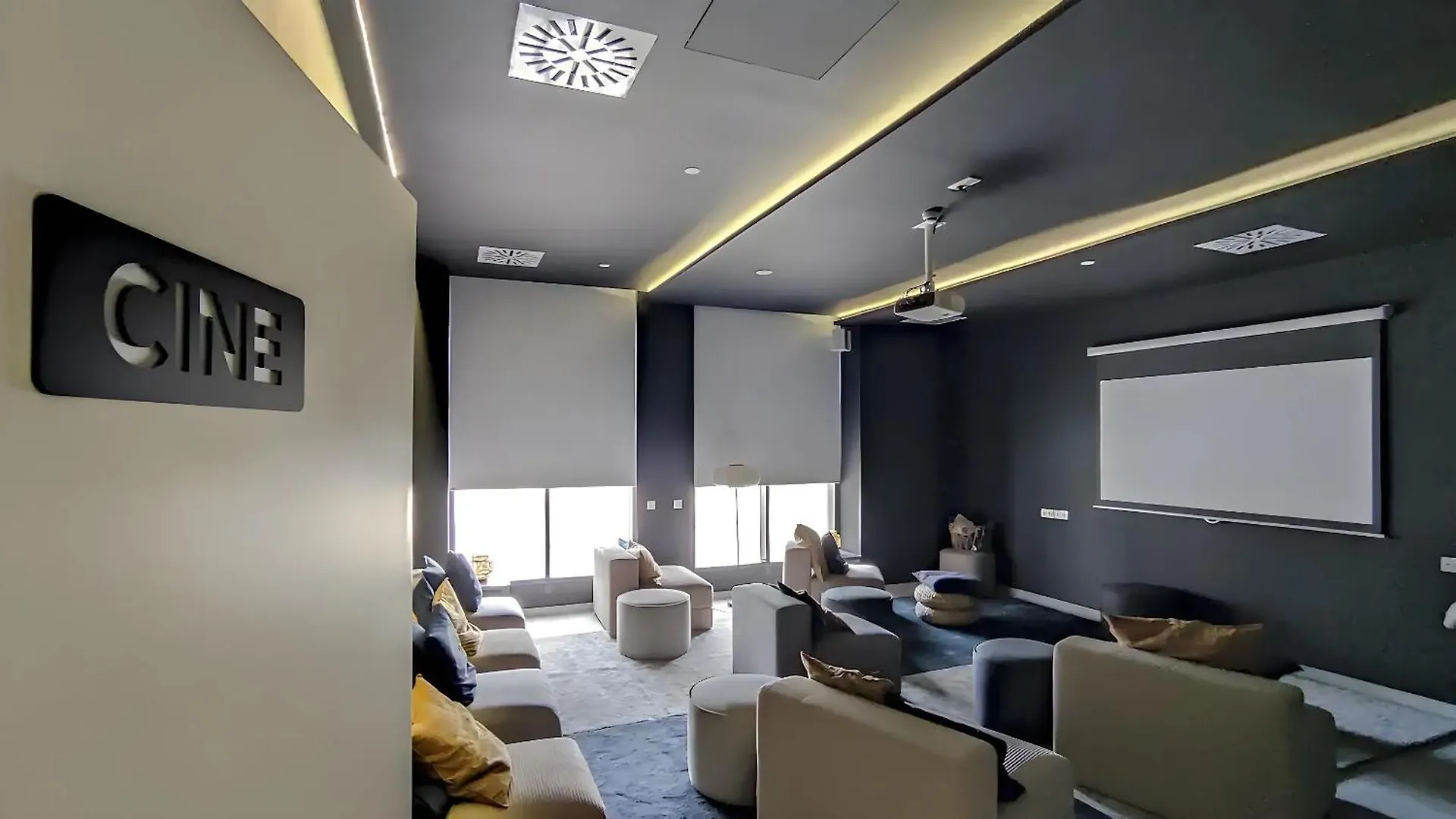 Urban Sky Serviced Apartments By P&O 26H Malaga