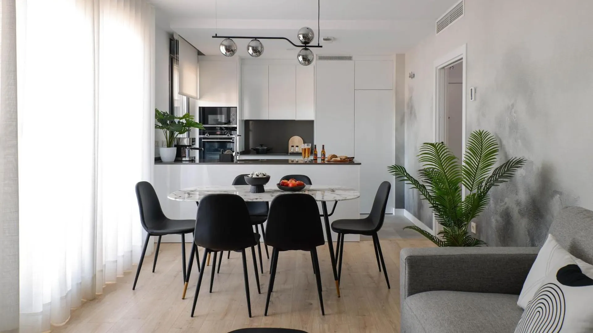 Urban Sky Serviced Apartments By P&O 26H Malaga