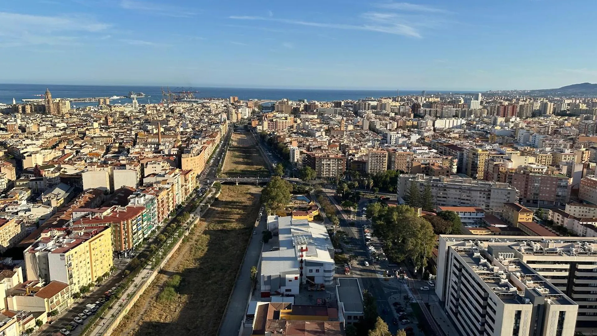 Urban Sky Serviced Apartments By P&O 26H Malaga Spain
