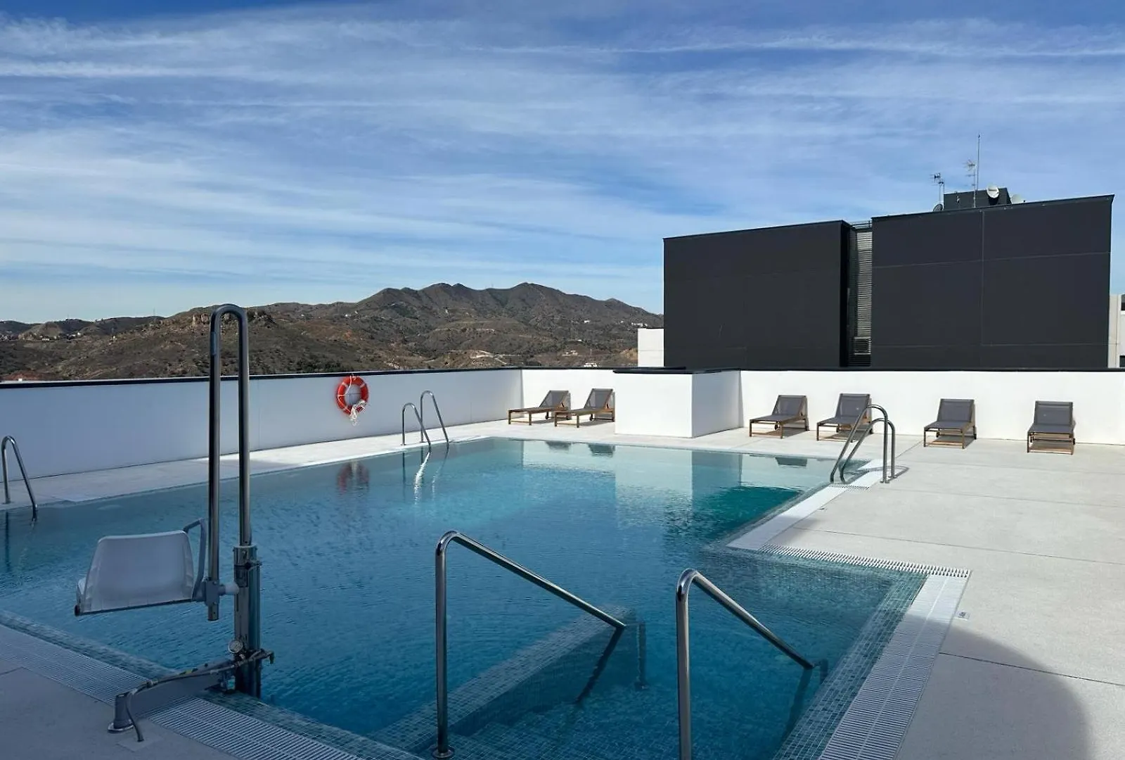 Urban Sky Serviced Apartments By P&O 26H Malaga Spain